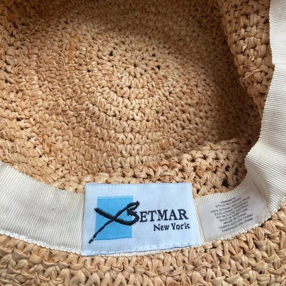 Seashell 🐚 & Stone-Trimmed Sun Hat ☀️ - Picture 6 of 6